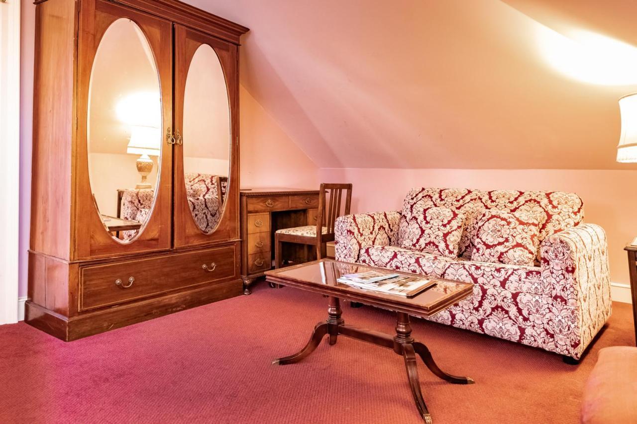 Amethyst Inn Виктория Екстериор снимка